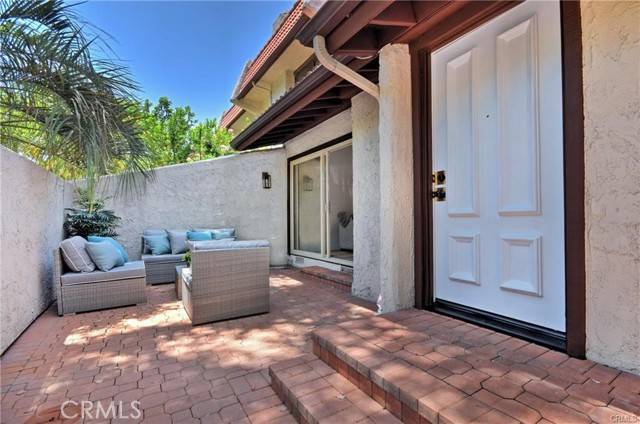 Woodland Hills (los Angeles), CA 91367,22255 Erwin