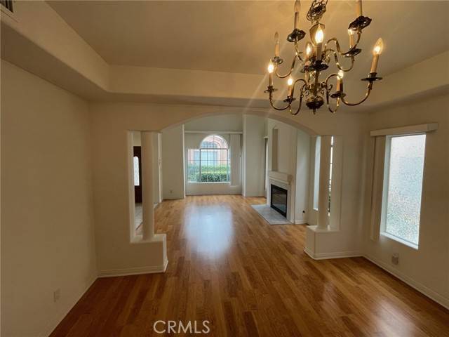 Northridge (los Angeles), CA 91324,10010 Reseda #D