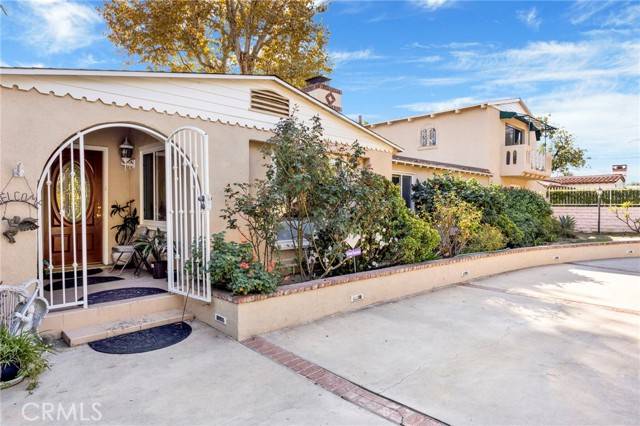 Van Nuys (los Angeles), CA 91405,14748 Valerio Street