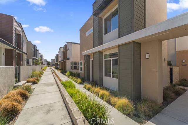 Valencia (santa Clarita), CA 91381,26912 Winding Trail Court