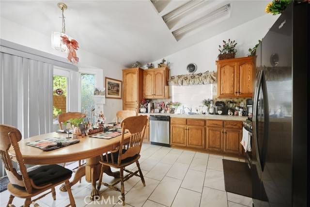 Lancaster, CA 93536,42918 Fanchon