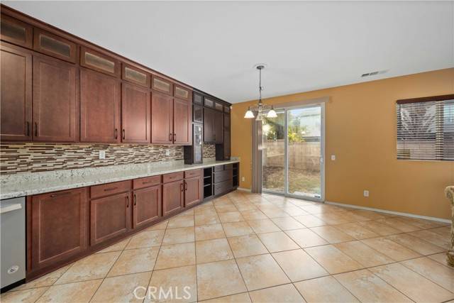 Lancaster, CA 93536,43203 Fanchon