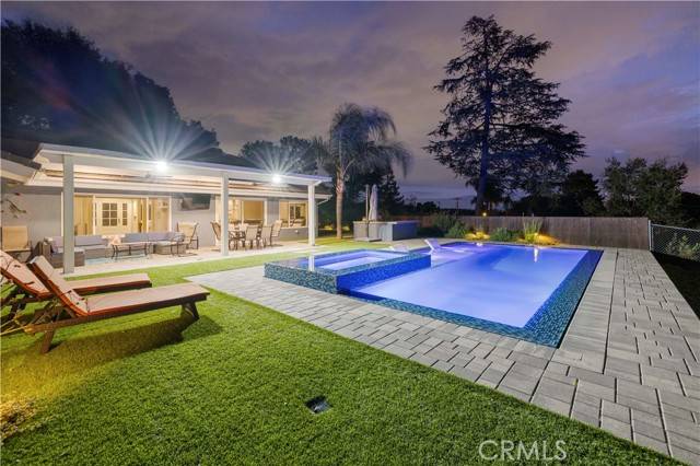 La Verne, CA 91750,1249 Oakmead