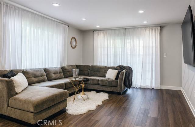 Newhall (santa Clarita), CA 91321,24305 Wabuska