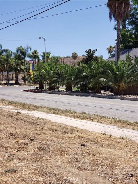 Lake Elsinore, CA 92530,6 Main St