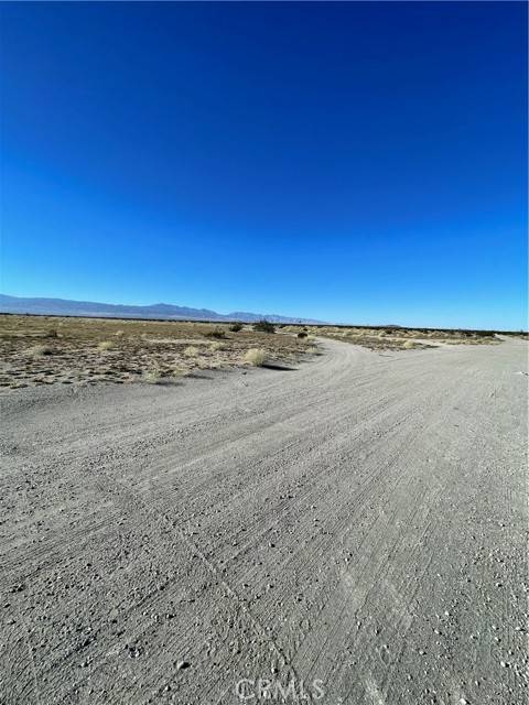 El Mirage, CA 92301,0 White