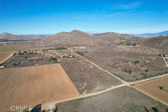 Winchester, CA 92596,31700 Holland Road