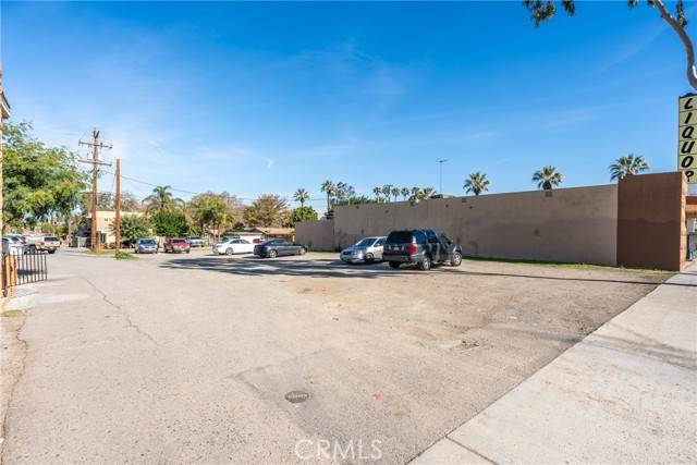 Corona, CA 92879,0 6th