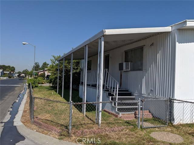 Fontana, CA 92336,7908 Tokay Avenue #95