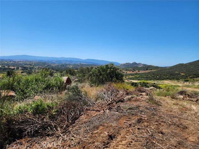 Temecula, CA 92592,22 Black Mountain Road