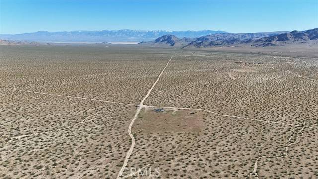 Lucerne Valley, CA 92356,21402 Meander Road