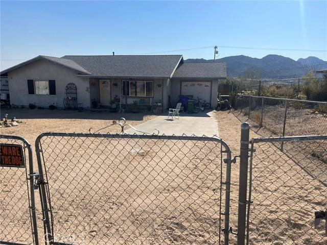 Joshua Tree, CA 92252,7537 Elwood Street