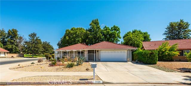 Hemet, CA 92545,1186 Bottle Tree Way