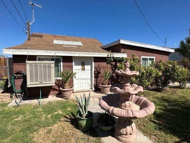 Blythe, CA 92225,256 N Gumwood Road