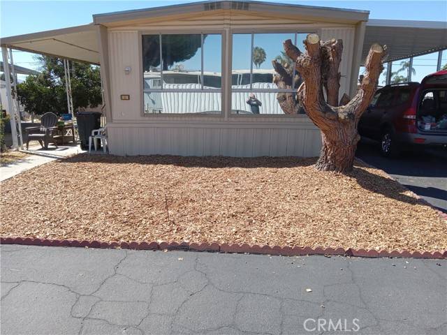 Hemet, CA 92543,332 N Lyon #17 Avenue