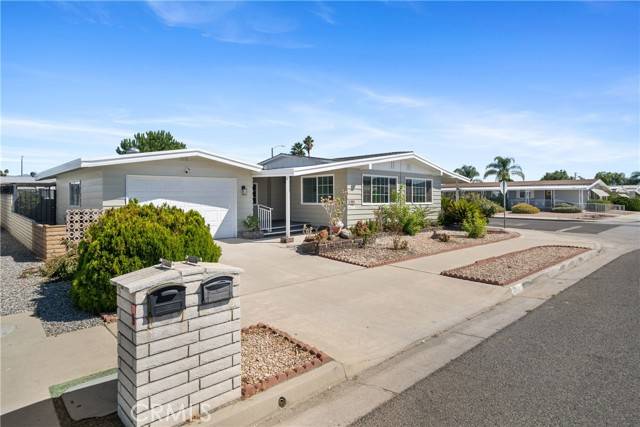 Hemet, CA 92543,992 S Elk Street