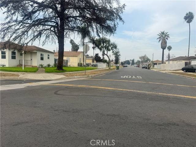 Compton, CA 90220,400 S Caswell Avenue