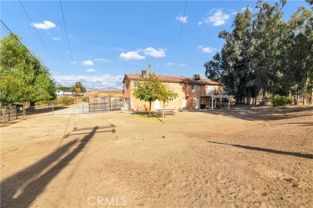 Hemet, CA 92544,42745 Chambers