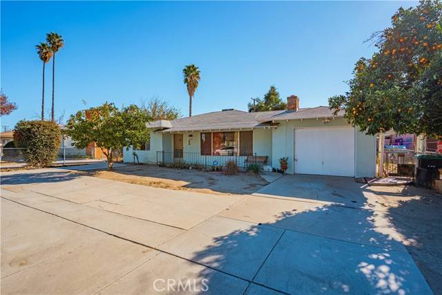 Hemet, CA 92543,1015 E Oakland Avenue