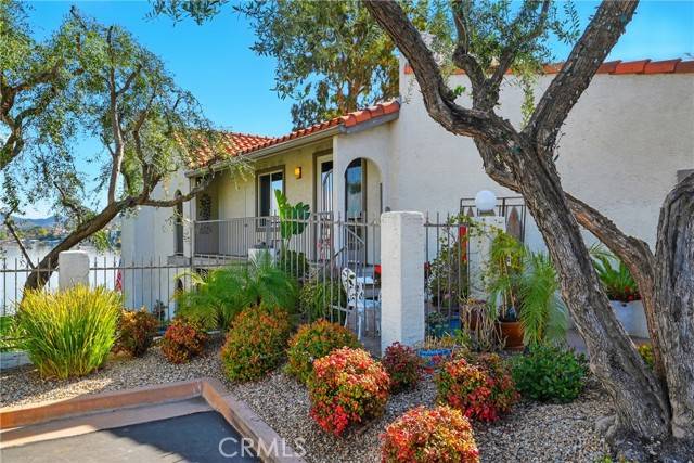 Canyon Lake, CA 92587,22052 Treasure Island Dr. #36