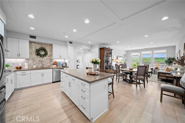 Brea, CA 92823,280 Buena Vida Drive #203
