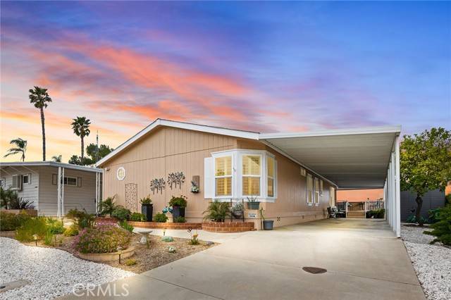 Murrieta, CA 92563,38625 Via Azul