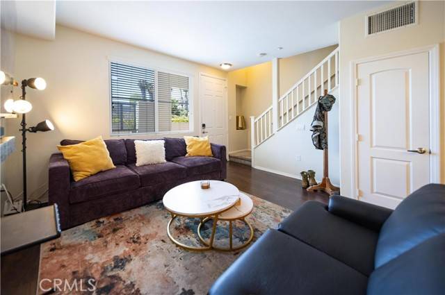 La Mesa, CA 91942,7705 El Cajon Boulevard #5