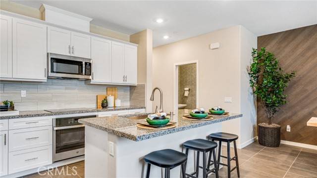 Ontario, CA 91762,2828 E Schumacher Paseo
