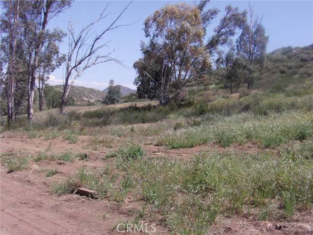 Winchester, CA 92596,32595 Newport Road