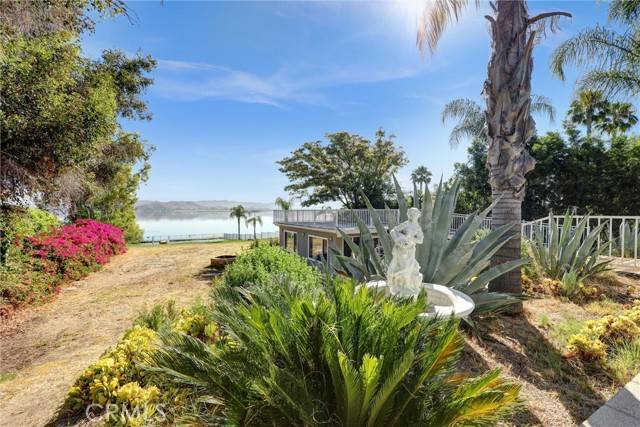 Lake Elsinore, CA 92530,17572 Grand Avenue