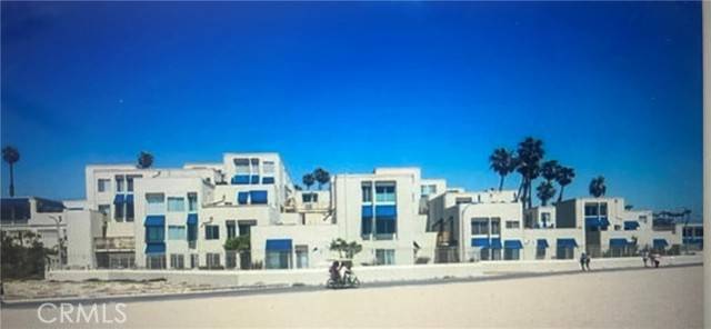 Huntington Beach, CA 92648,711 Pacific Coast #109