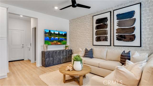 Ontario, CA 91762,2811 E Schumacher Paseo