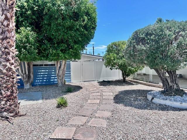 Cathedral City, CA 92234,442 Paseo Perdido