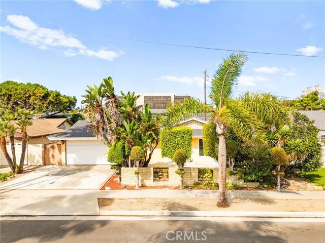 Huntington Beach, CA 92646,20401 Somerville Lane