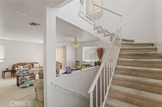 Hawthorne, CA 90250,3918 W 118th Place #8