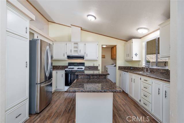 Murrieta, CA 92563,38350 Via Taffia