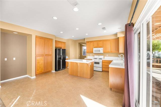 Perris, CA 92571,1339 Addison