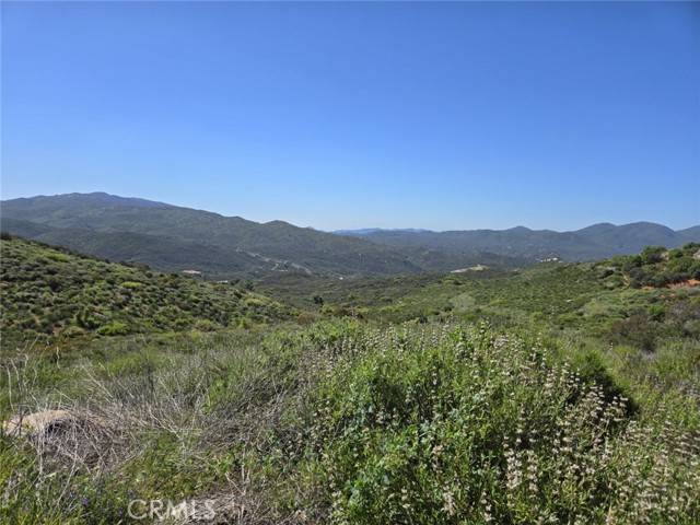 Lake Elsinore, CA 92530,2 Decker Canyon Lane