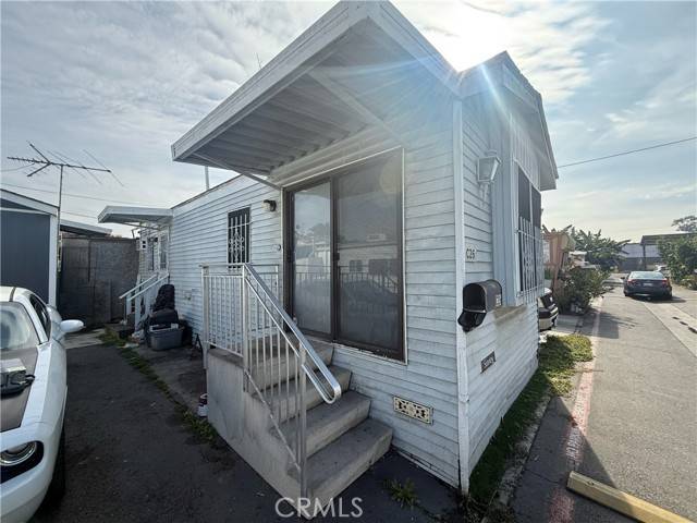 Long Beach, CA 90805,6665 Long Beach Boulevard #C26