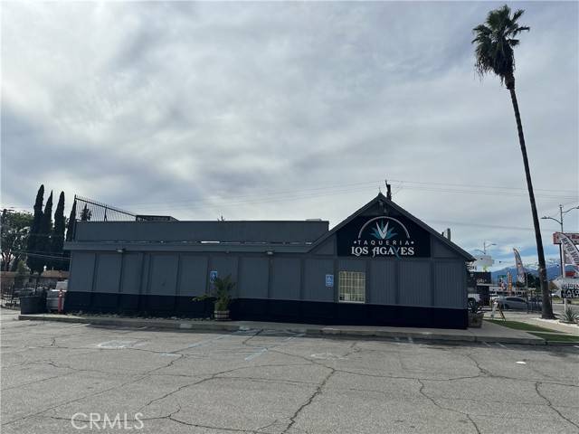 San Bernardino, CA 92404,145 E Highland Avenue