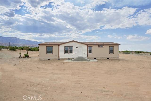 Phelan, CA 92371,9426 Gitano Road