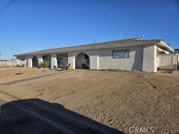 Needles, CA 92363,1932 Erin Drive #4