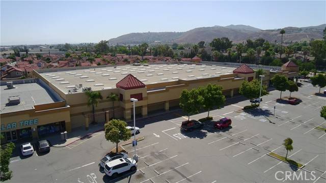 Corona, CA 92879,109 N Mckinley Street