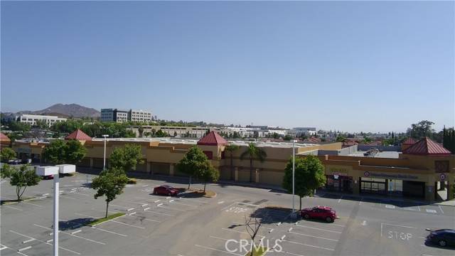 Corona, CA 92879,109 N Mckinley Street