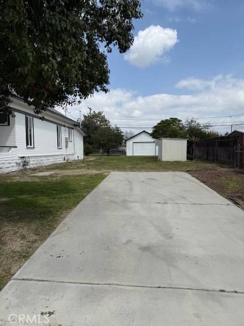 Colton, CA 92324,261 E C Street