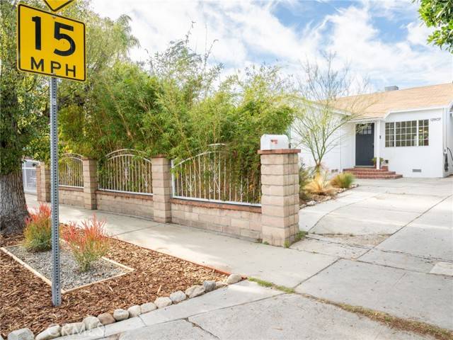 Los Angeles, CA 91331,12907 Sunburst Street
