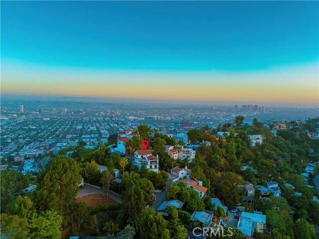 Los Angeles, CA 90046,8280 Grand View Drive