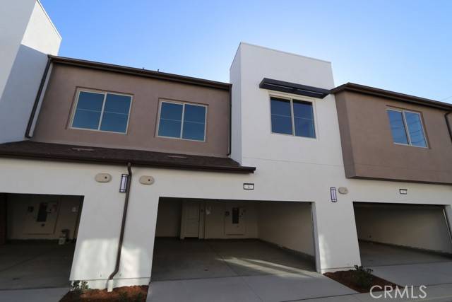 Ontario, CA 91761,3520 E Peckham Paseo #4