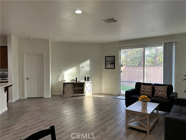 Fontana, CA 92336,15711 Slowik Court
