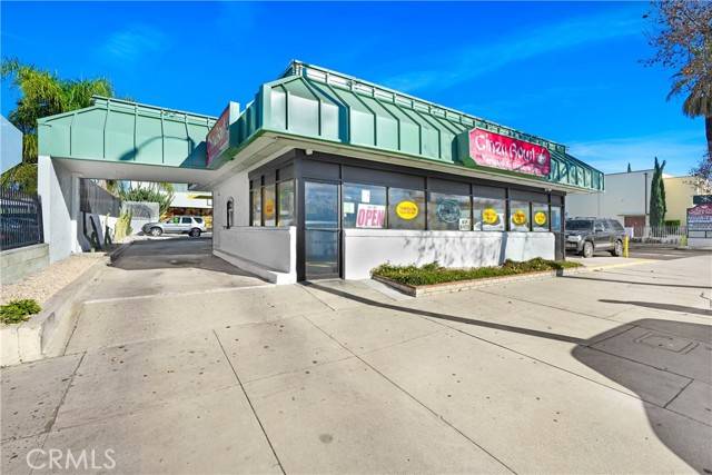 Pomona, CA 91768,1483 W Holt Avenue